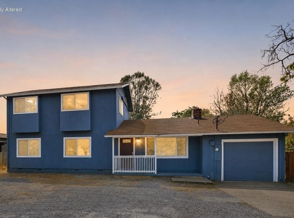 646 Ridge Road, Redding, CA 96003