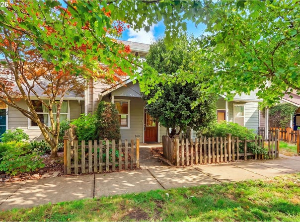 28 LAWRENCE St, Eugene, OR 97401