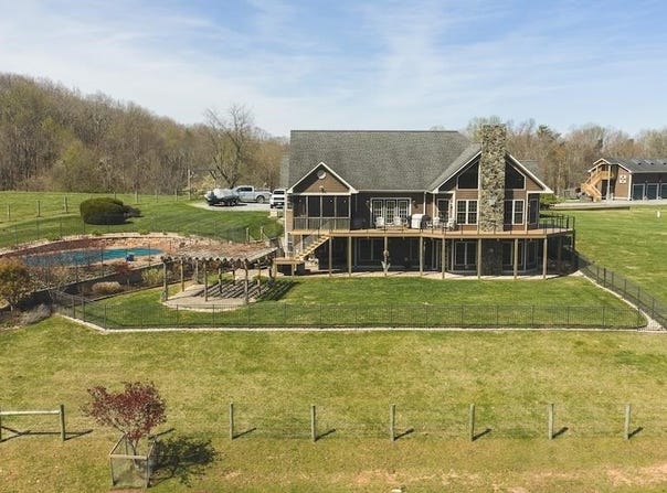 4589 Franklin Pike, Floyd, VA 24091