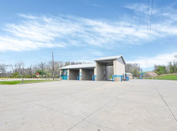 6100 Ayers Rd, Albany, OH 45710