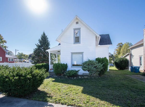 719 E 7Th Street, Auburn, IN 46706-2434