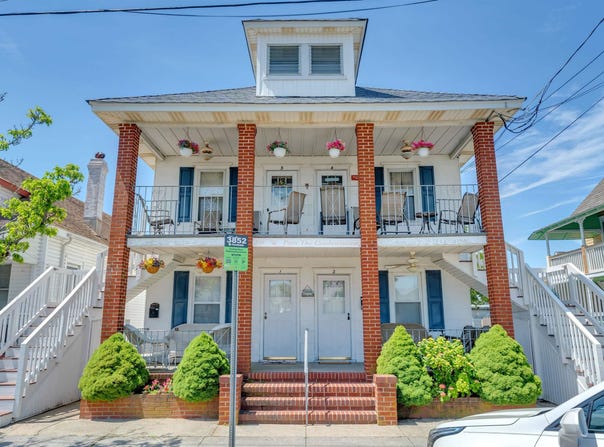210 E Hand Ave, Wildwood, NJ 08260