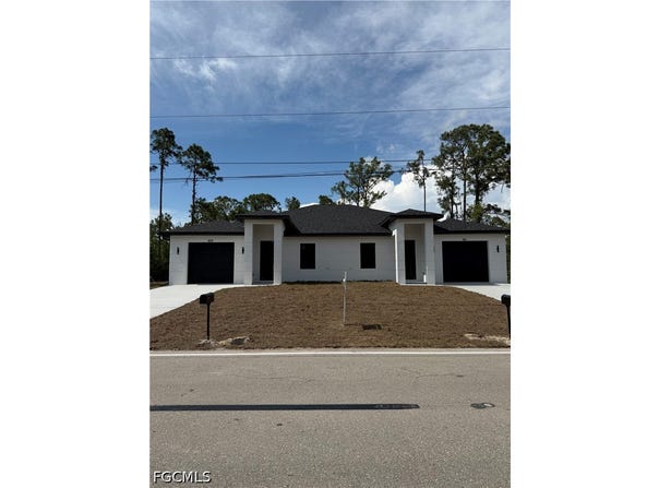 609 E 12th Street, Lehigh Acres, FL 33972