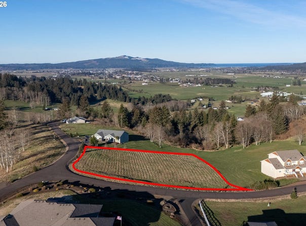 Marvin Ln, Tillamook, OR 97141