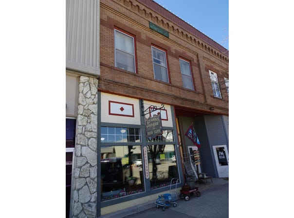 113 N Main St., Paullina, IA 51046