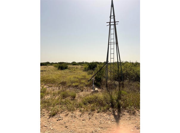 21013 Frank Road, Paint Rock, TX 76866
