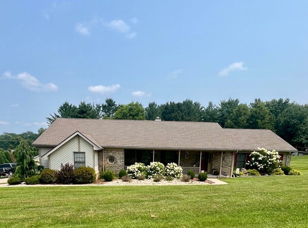 10 Pleasant View Dr., Jackson, OH 45640
