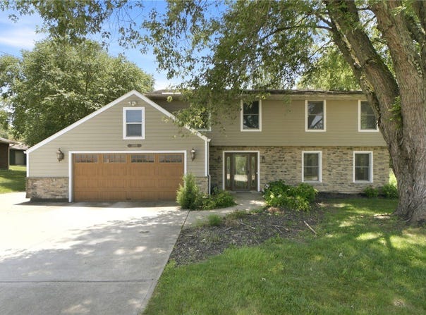 3091 Shakertown Road, Beavercreek, OH 45434