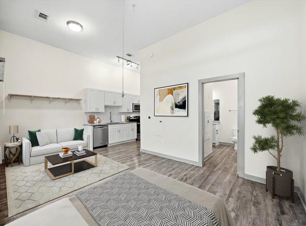 782 Riverfront Parkway, Chattanooga, TN 37402