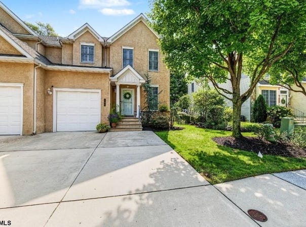 334 W Ocean Heights Ave #107, Linwood, NJ 08221