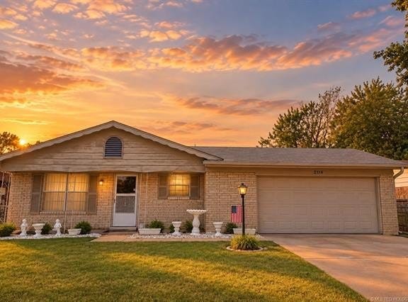 2114 S 121st E Avenue, Tulsa, OK 74129