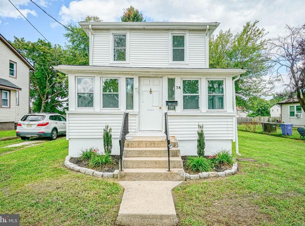 38 BELLEVUE Avenue, WOODBURY, NJ 08096