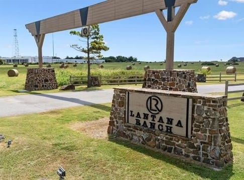 Sandstone Avenue, Skiatook, OK 74070