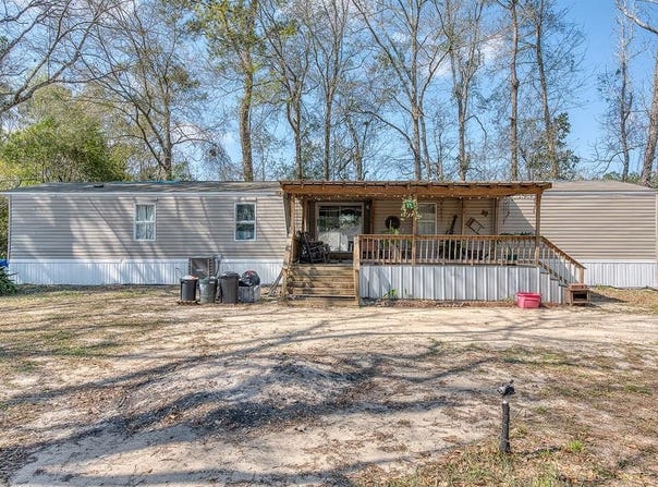 417 County Road 4141, Orange, TX 77632