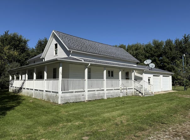 7373 E State Road 104, Walkerton, IN 46574