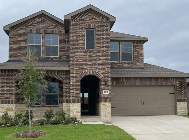 202 Van Horn Drive, Terrell, TX 75160