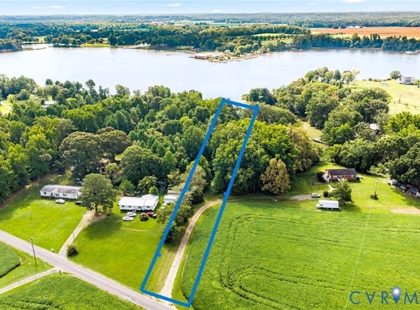 Zacata Road, Montross, VA 22520