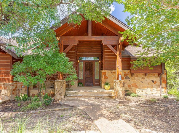 7404 Calming Ct, Jonestown, TX 78645