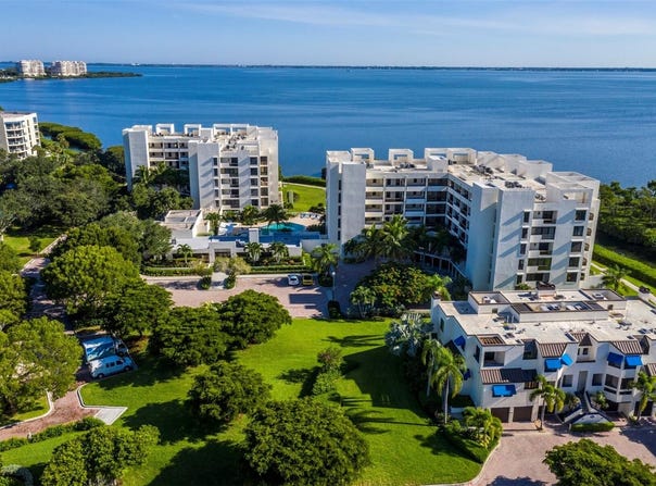 2020 HARBOURSIDE DRIVE, LONGBOAT KEY, FL 34228