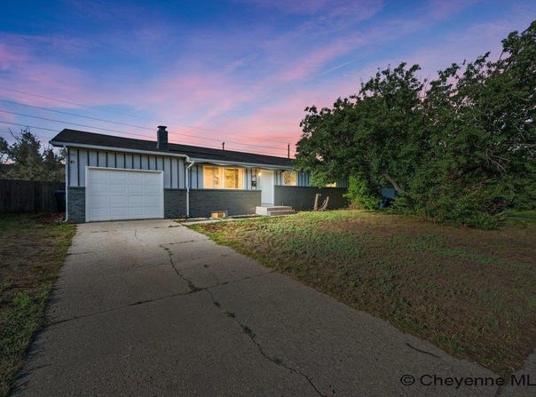 309 BOCAGE DR, Cheyenne, WY 82009