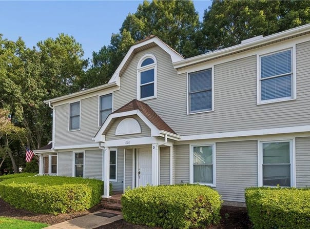 601 Bridge Crossing, Yorktown, VA 23692