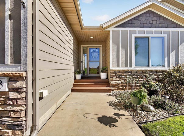 3816 S Sparta Ave, Sioux Falls, SD 57110