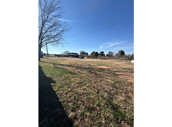 E 23rd St, Big Spring, TX 79720