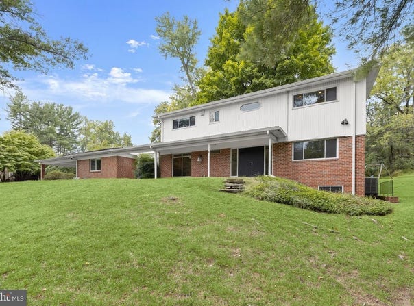 118 SWANHILL CT, BALTIMORE, MD 21208