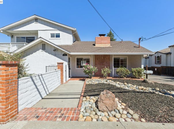 3851 Vineyard Ave, Pleasanton, CA 94566