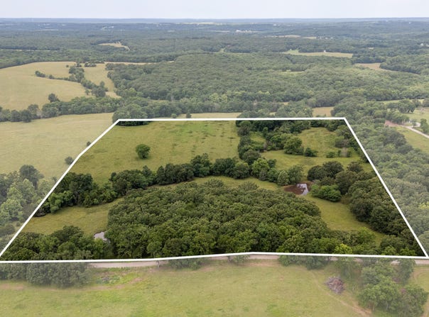 S 220th Road, Halfway, MO 65663