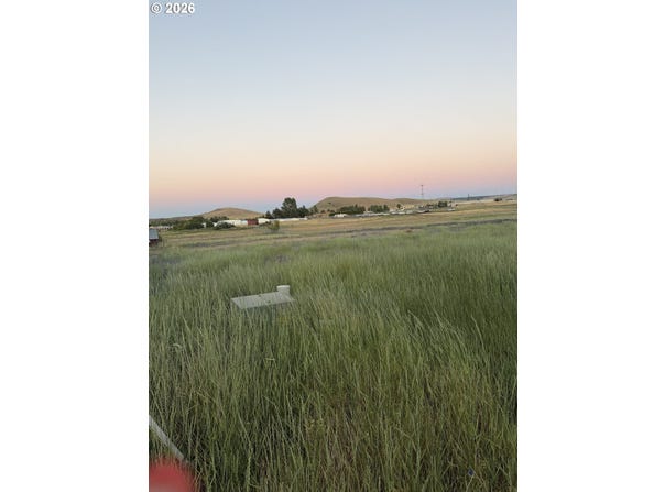 W Nesbitt St, Goldendale, WA 98620