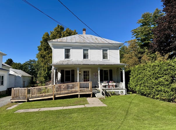 29 Butternut Street, Champlain, NY 12919