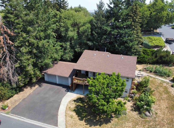 292 NW Sunrise Dr, Pullman, WA 99163