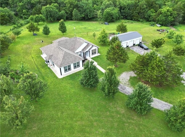 19883 Mather Road, Sedalia, MO 65301