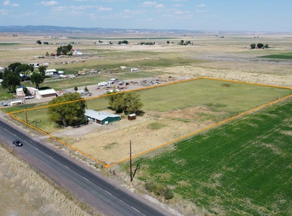 70369 Red Barn Rd, Burns, OR 97720