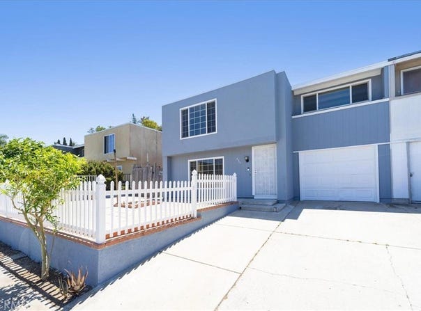 835 Raintree Place, Vista, CA 92084