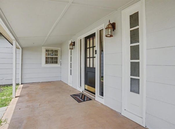 110 W Davis Street, Tipton, OK 73570