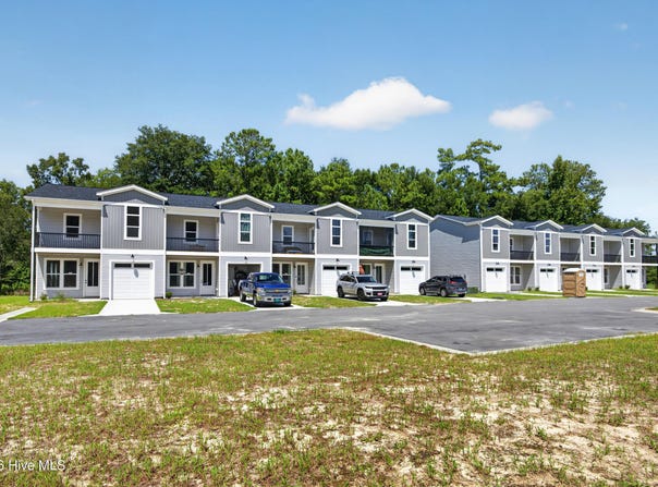 1032 Xian Way, Northwest, NC 28451