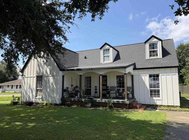 3801 Pure Atlantic Rd, Groves, TX 77619