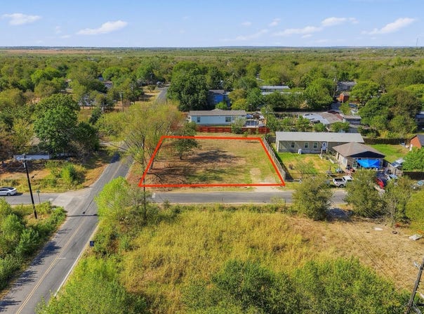 14707 Vevey Dr, Del Valle, TX 78617