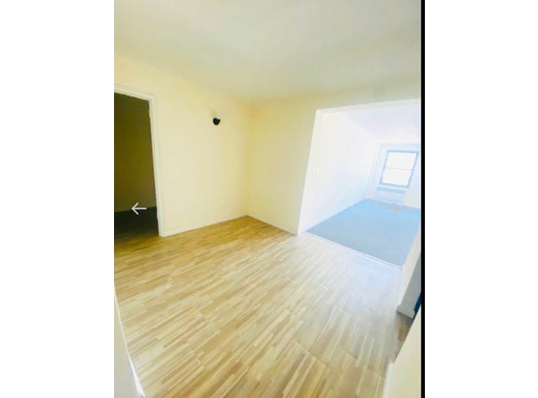 210 Atlantic Ave, Lynbrook, NY 11563