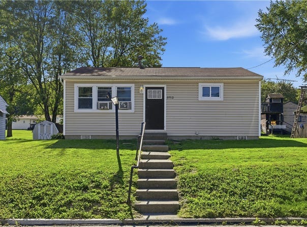 3712 3rd Avenue, Koppel, PA 16136