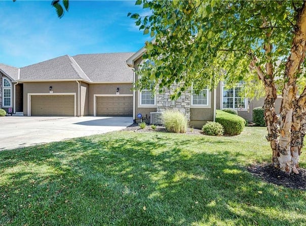 16513 W 168th Place, Olathe, KS 66062