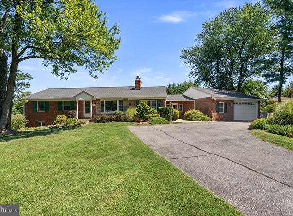 1014 CLIFTONBROOK LN, SILVER SPRING, MD 20905