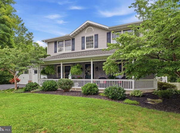 218 PUTTERS CIRCLE, DILLSBURG, PA 17019