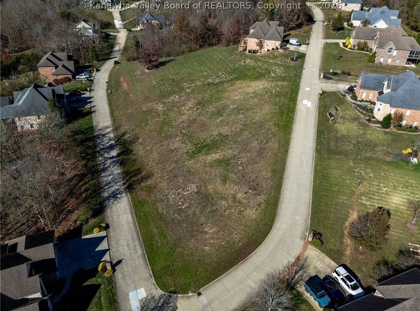 Clear View Drive, Winfield, WV 25213
