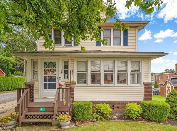 41 W MARION STREET, DOYLESTOWN, OH 44230