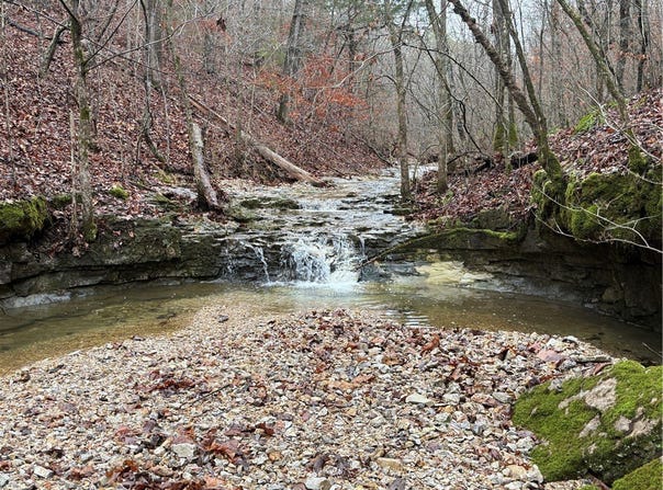 1327 County Road 323, Eureka Springs, AR 72632