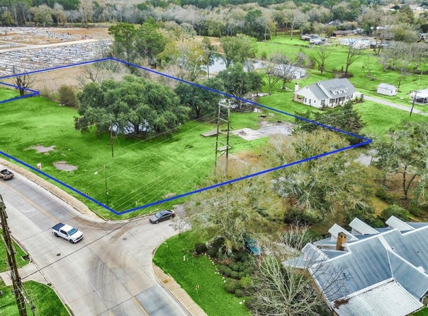 903 Evangeline Highway, Jennings, LA 70546