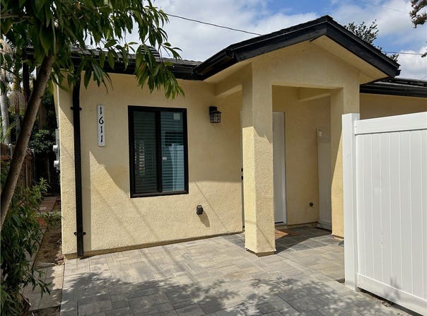 1611 N Niagara, Burbank, CA 91505